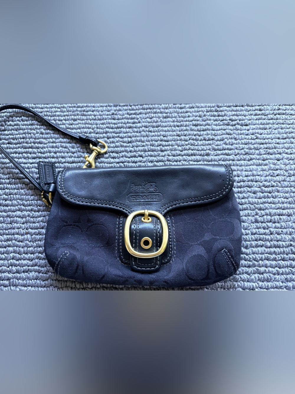 Vintage Coach Bleeker Black Jacquard leather/canvas Legacy signature wristlet